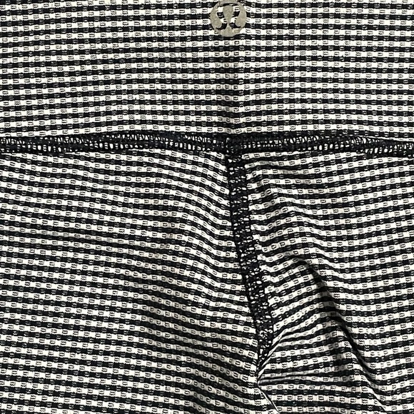 Lululemon cropped leggings - Picture 6 of 6